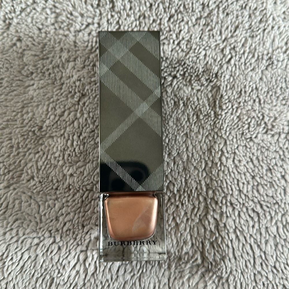 Burberry Golden Radiance, Shade 2